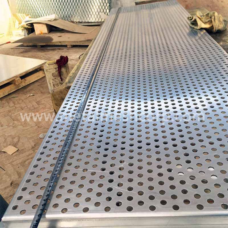 Cloverleaf Perforated Aluminum Sheet Exporter China