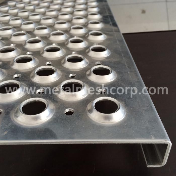 Traction-Grip Safety Grating