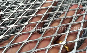 How to Solve the Rough Surface Problem of Hot-dip Galvanized Steel Grid Plate?